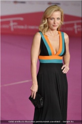 celeb-szex-gillian-anderson-109.jpg