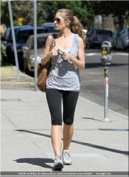 celeb-szex-rebecca-gayheart-118.jpg