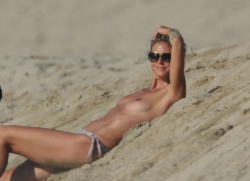 Celeb_erotika_-_Heidi_Klum_19.jpg