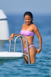 Celeb_erotika_Christina_Milian_08.jpg