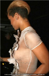 celeb-szex-rihanna-117.jpg