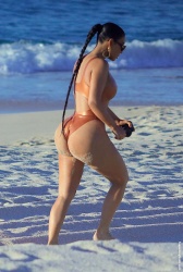 Celeb_erotika_Kim_Kardashian (8).jpg