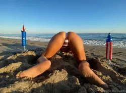 20250607-Celeb erotika - Denise Richards-1 (5).webp