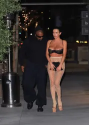 20261007-Celeb erotika - Bianca Censori (10).webp