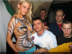 20050510-habparty-140.jpg