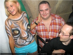 20050510-habparty-150.jpg